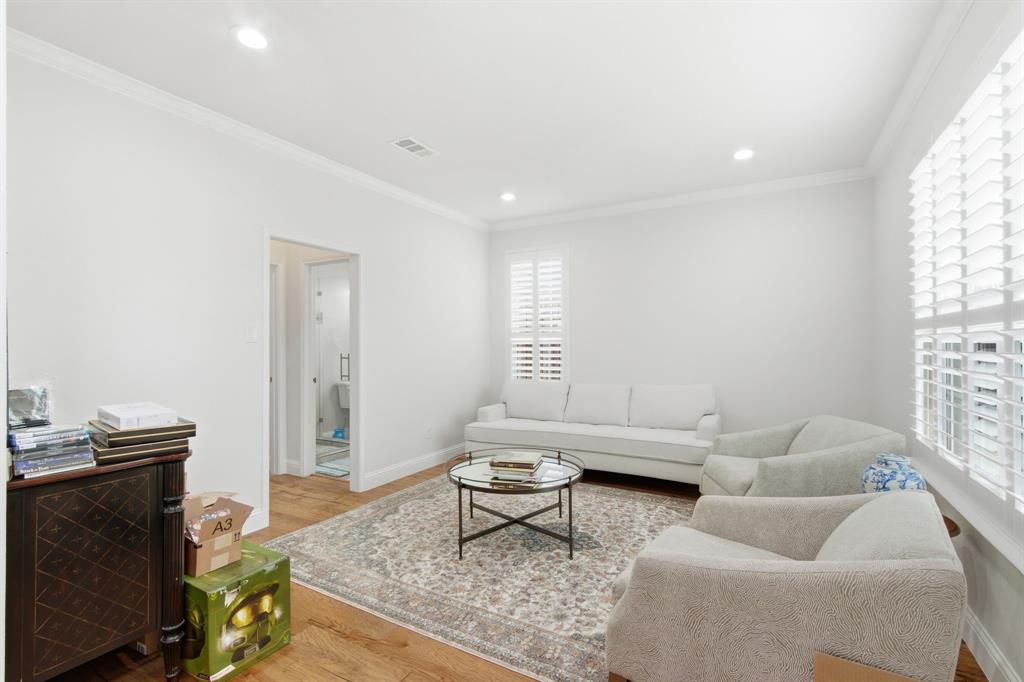 3852 Harrison Drive Property Photo 8