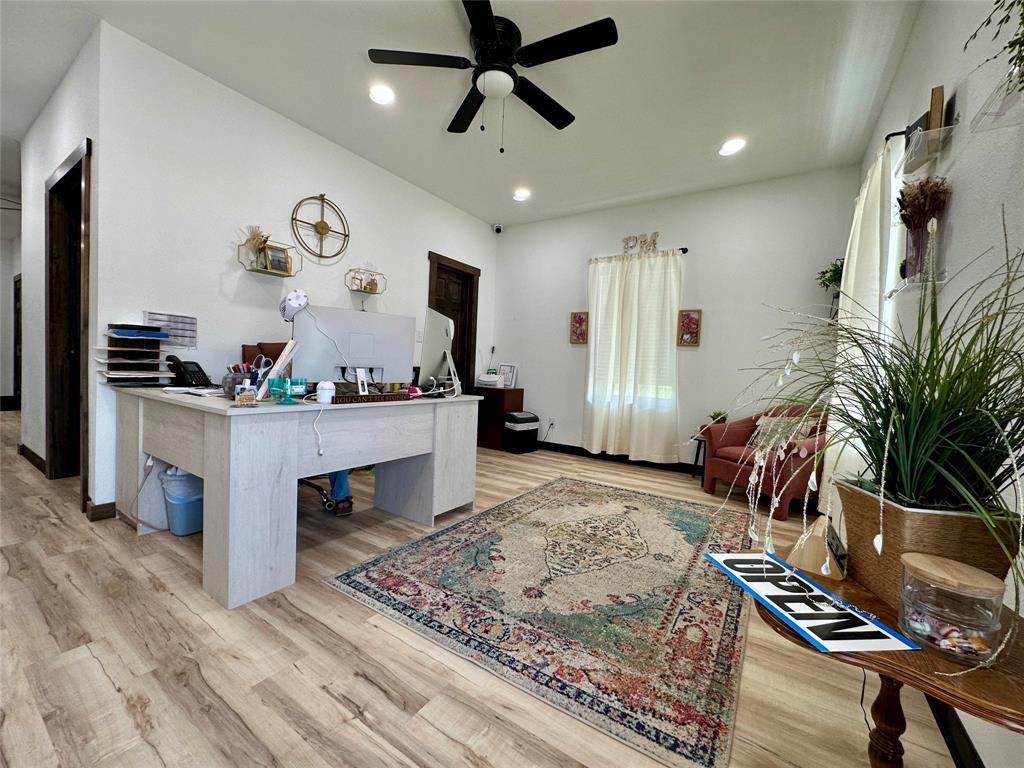 407 Fm 3381 Property Photo 9