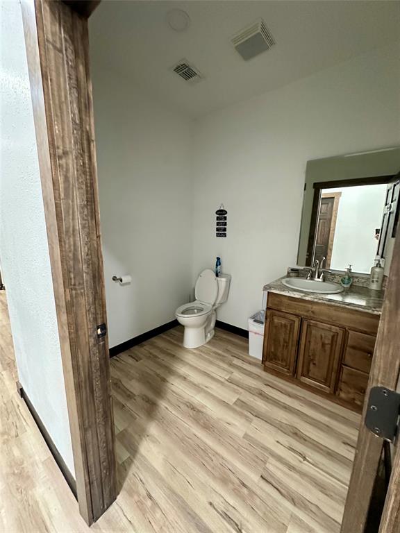 407 Fm 3381 Property Photo 10