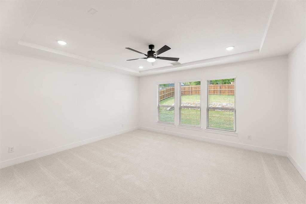 1115 Willow Lake Drive Property Photo 18