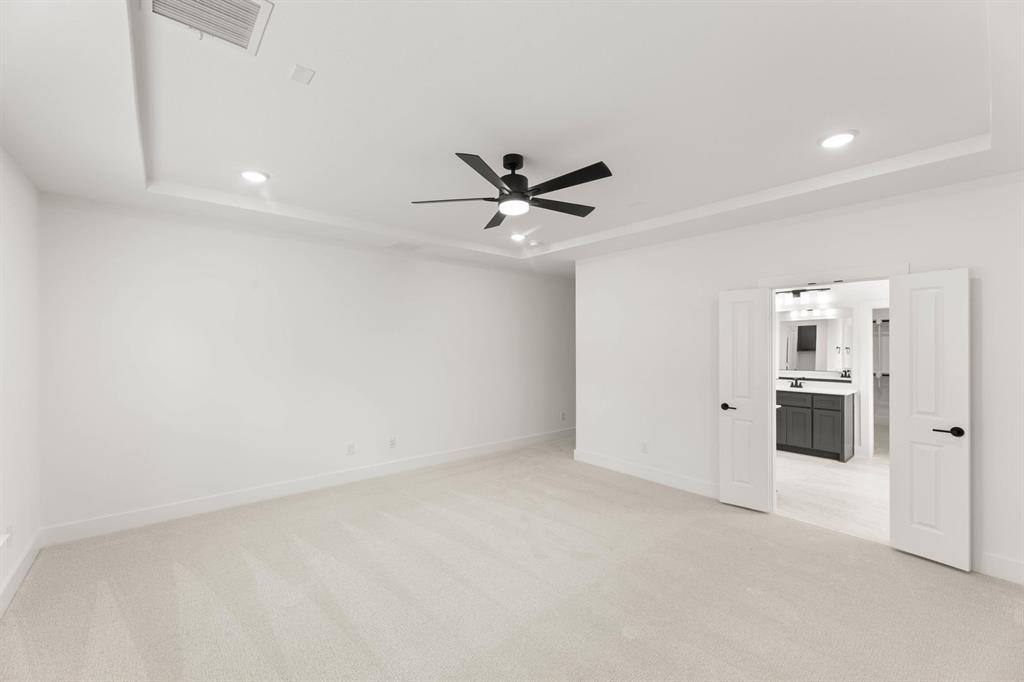 1115 Willow Lake Drive Property Photo 19