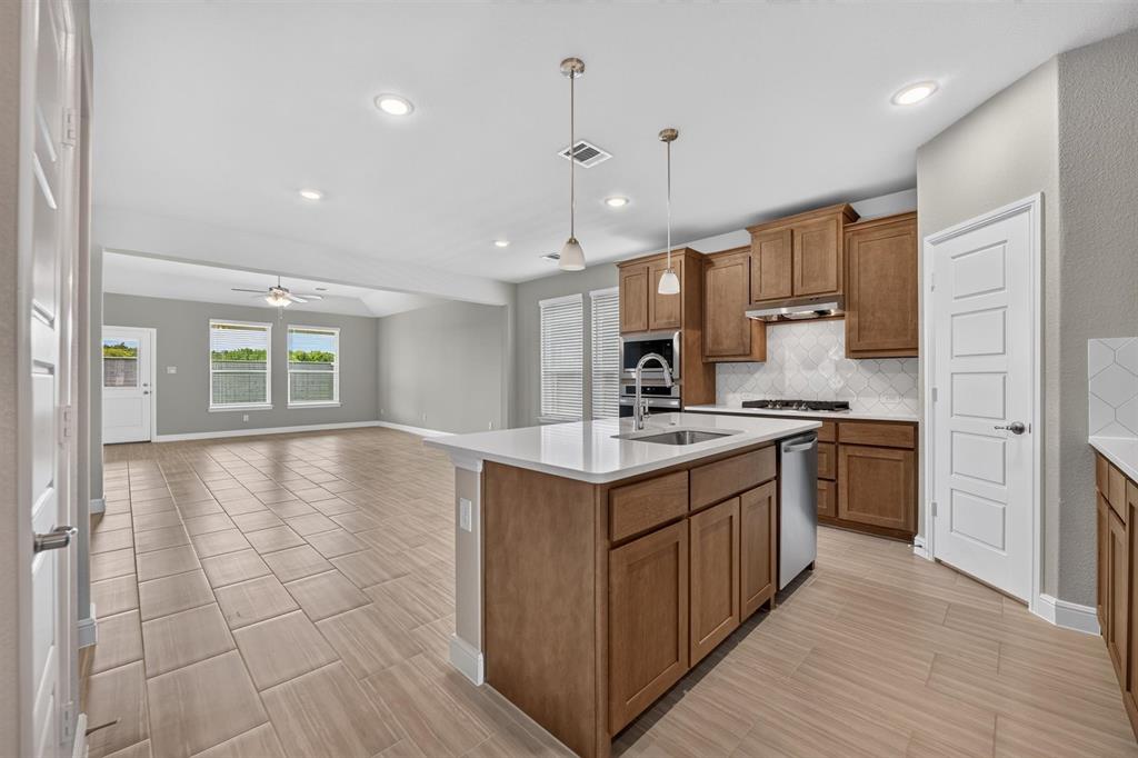 11224 Winged Elm Way Property Photo 4
