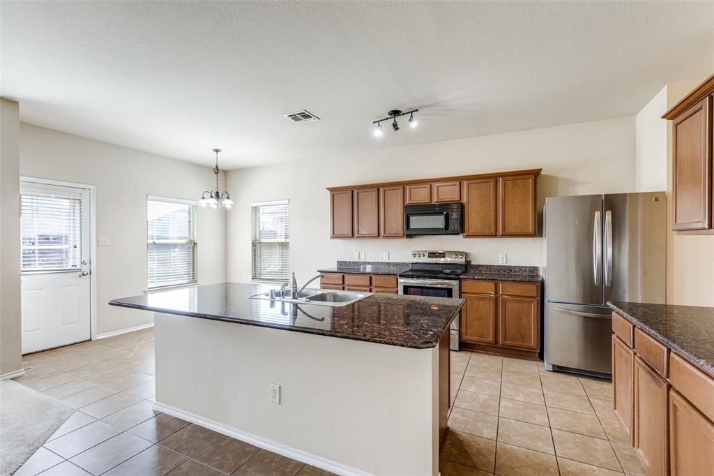 427 Paddock Lane Property Photo 7