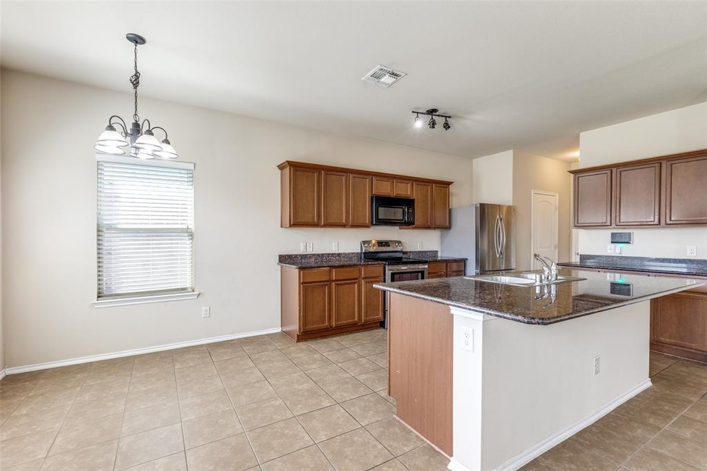427 Paddock Lane Property Photo 10