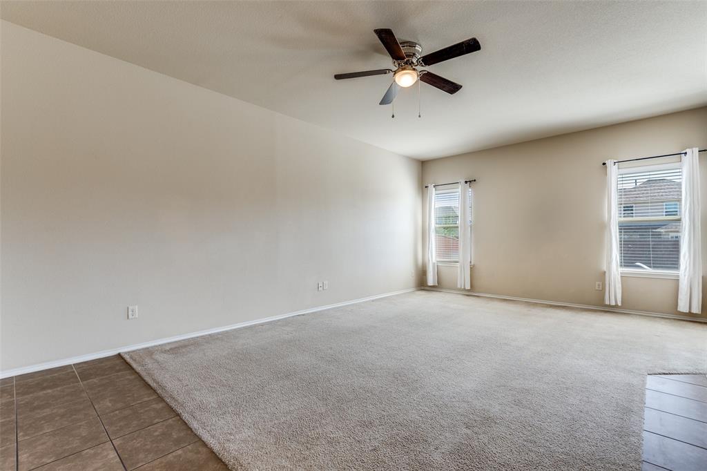 427 Paddock Lane Property Photo 13