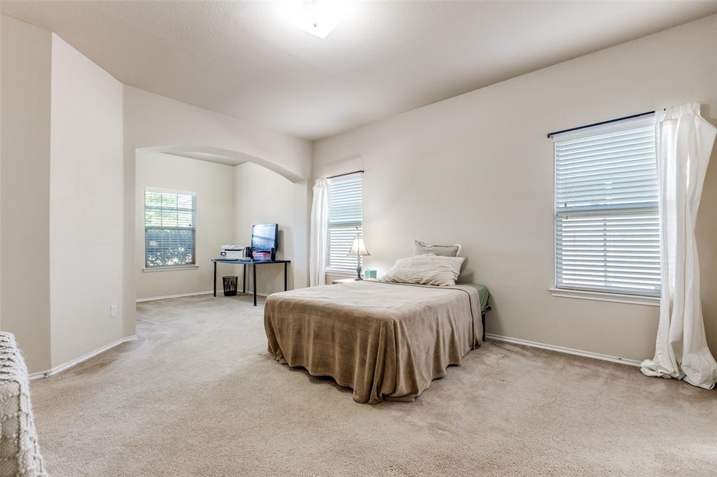 427 Paddock Lane Property Photo 14