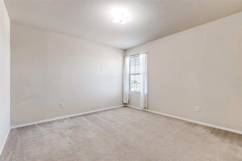 427 Paddock Lane Property Photo 23