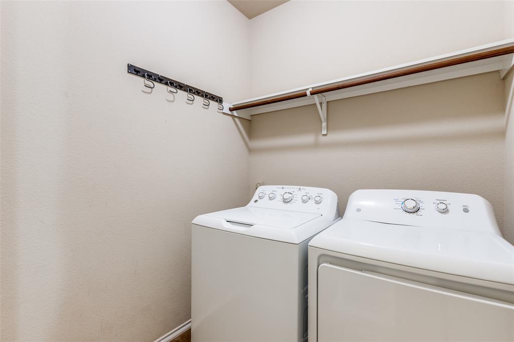 427 Paddock Lane Property Photo 24