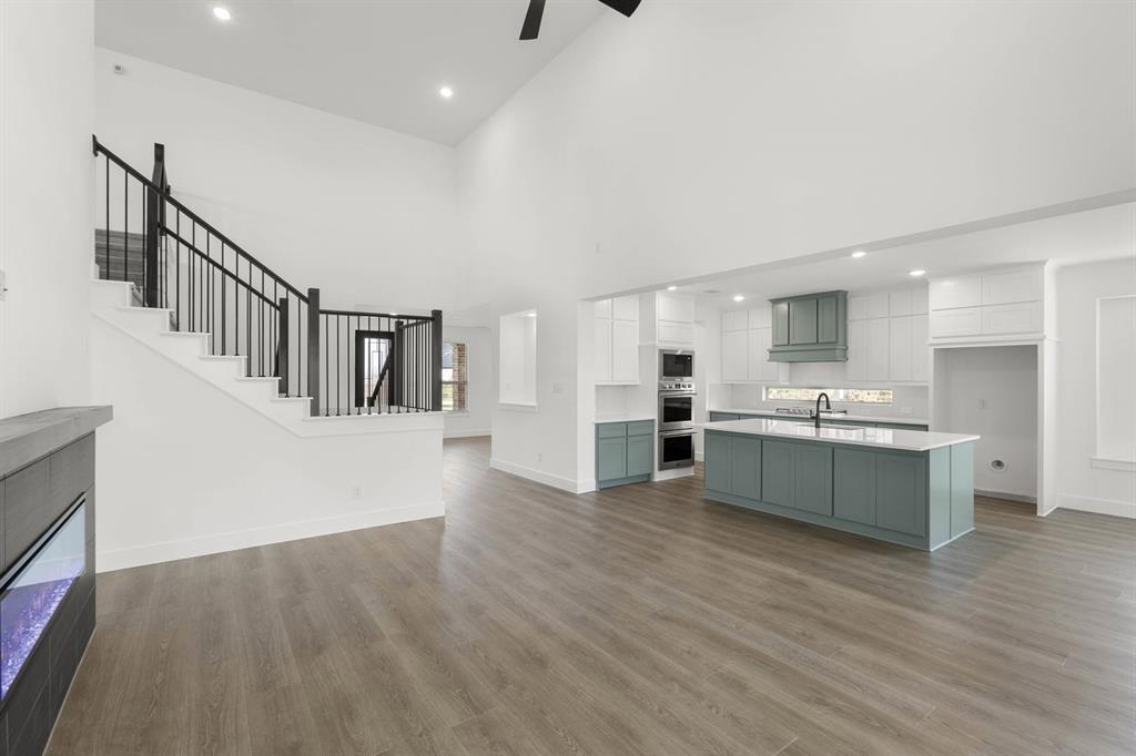 413 Tower Street Property Photo 11