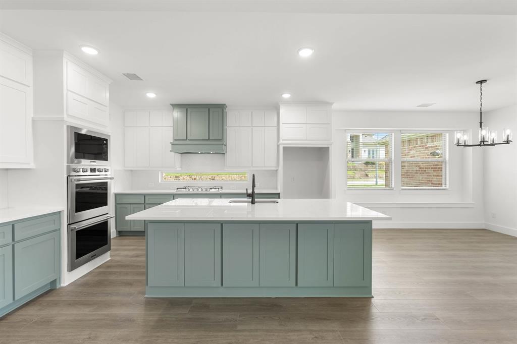 413 Tower Street Property Photo 12