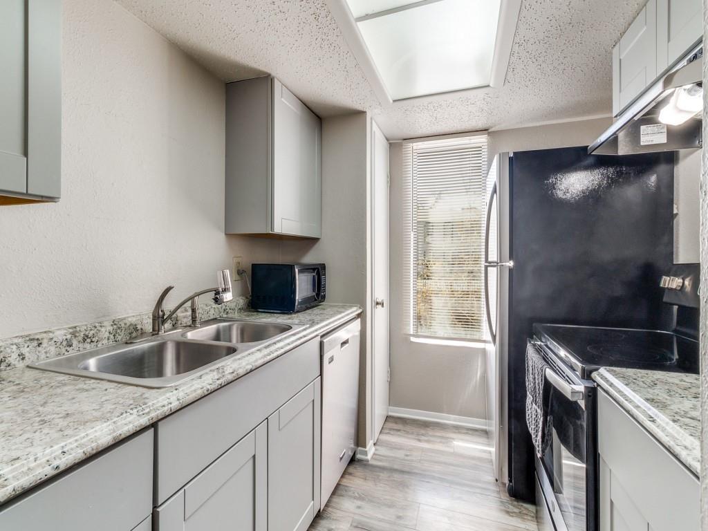 7431 Holly Hill Drive 210 Property Photo 4