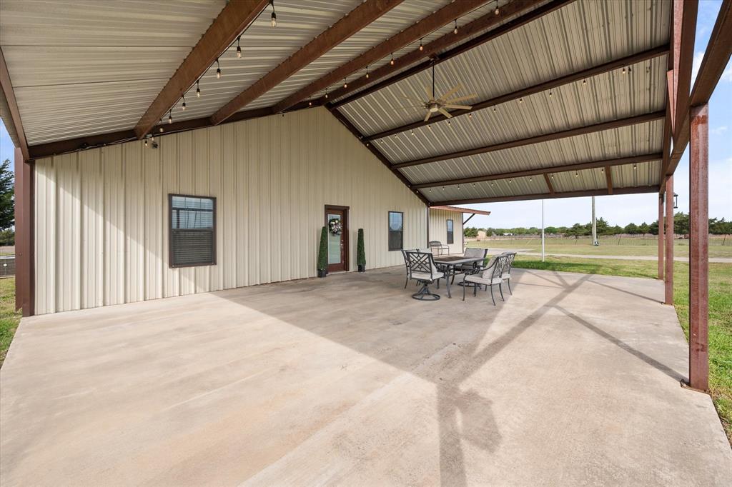 671 Robnett Road Property Photo 3
