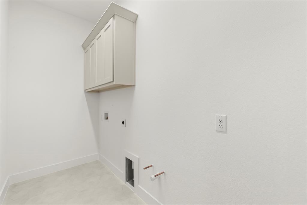 2202 Wickersham Road Property Photo 24