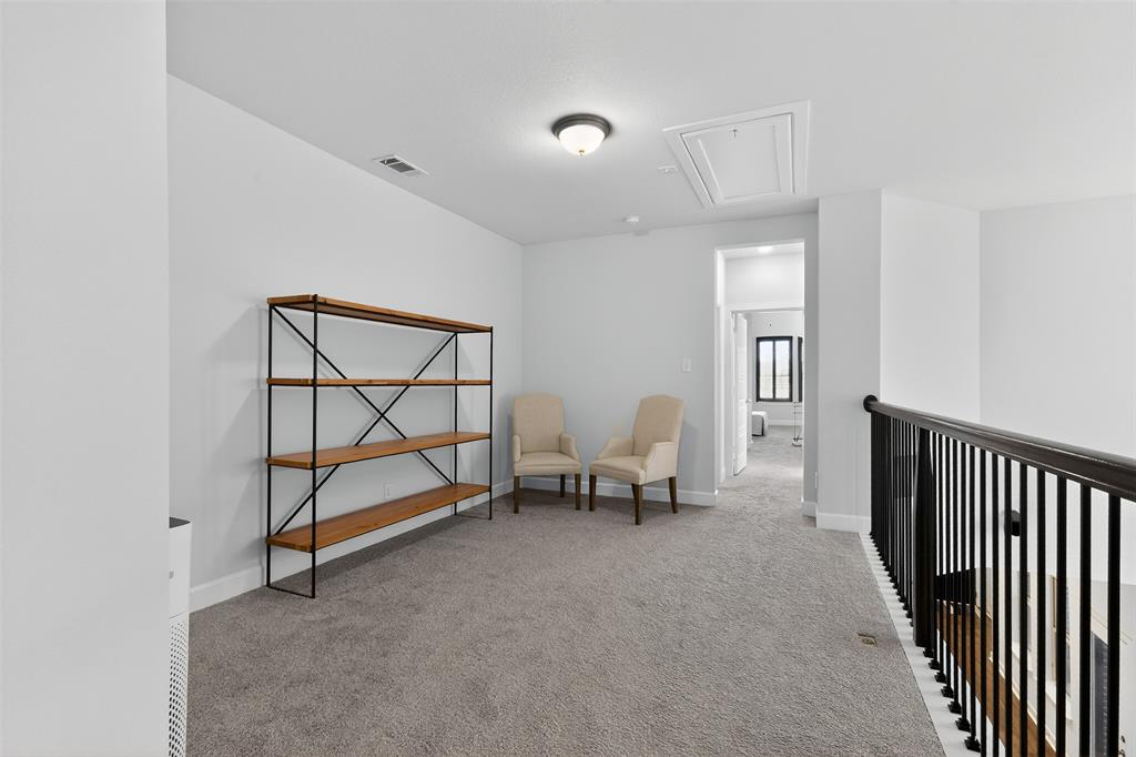 580 Courtyard Lane Property Photo 22