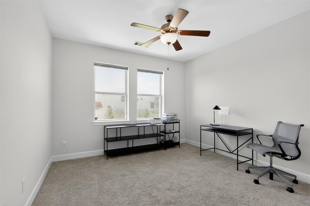 580 Courtyard Lane Property Photo 30