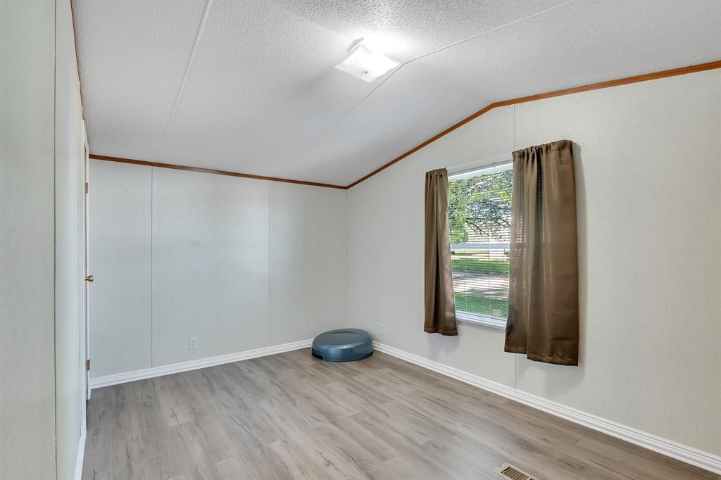 5 Lee Street Property Photo 2