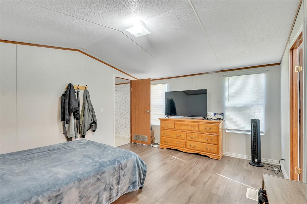 5 Lee Street Property Photo 8
