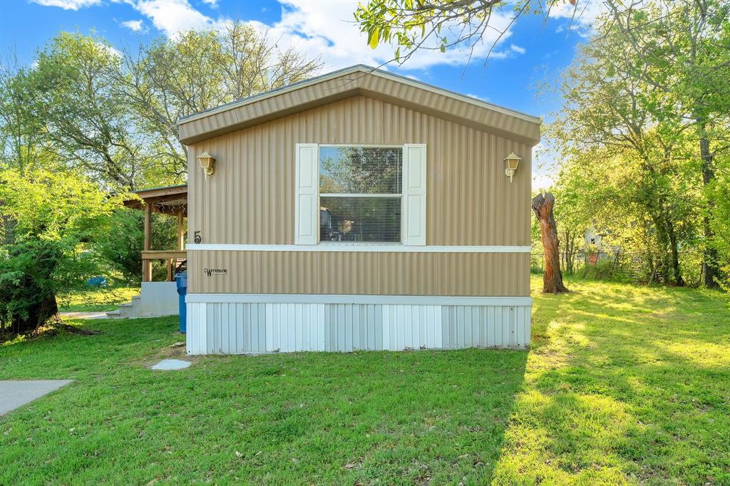 5 Lee Street Property Photo 28