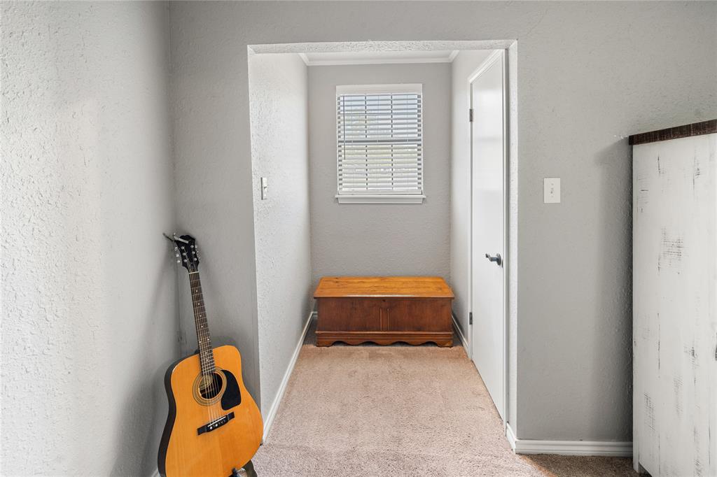 1712 Gena Drive Property Photo 23