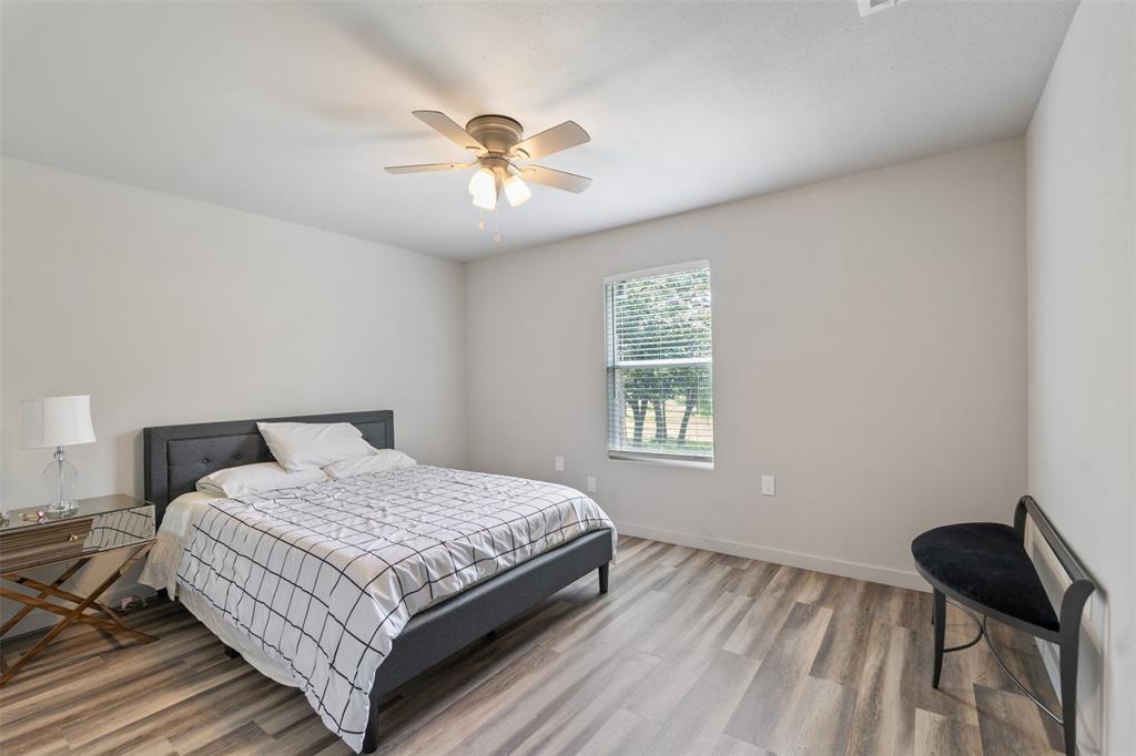 1327 Whispering Springs Drive Property Photo 29