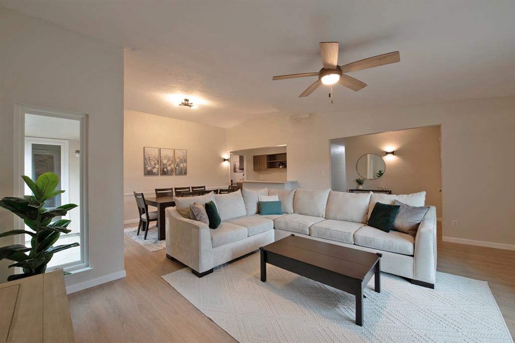 9322 Shipman Street Property Photo 4