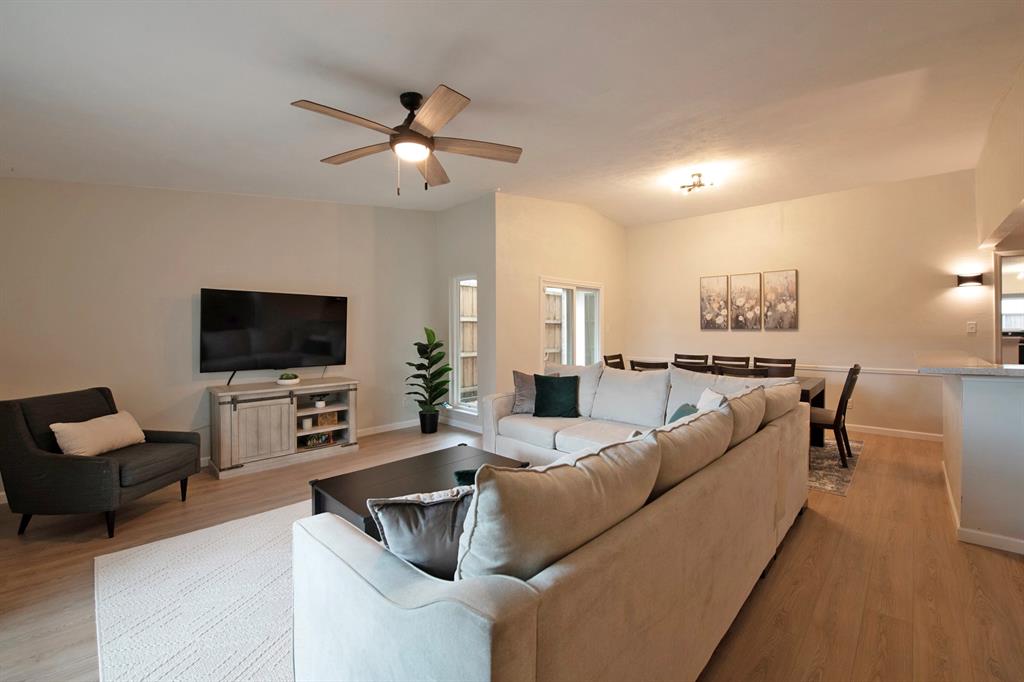 9322 Shipman Street Property Photo 5