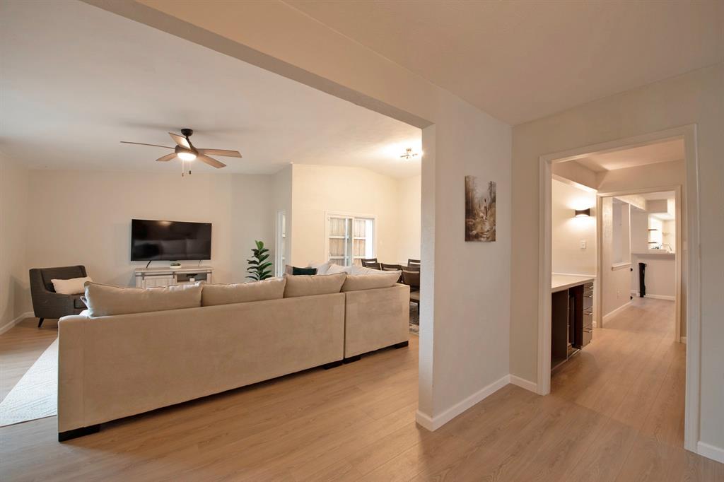 9322 Shipman Street Property Photo 8