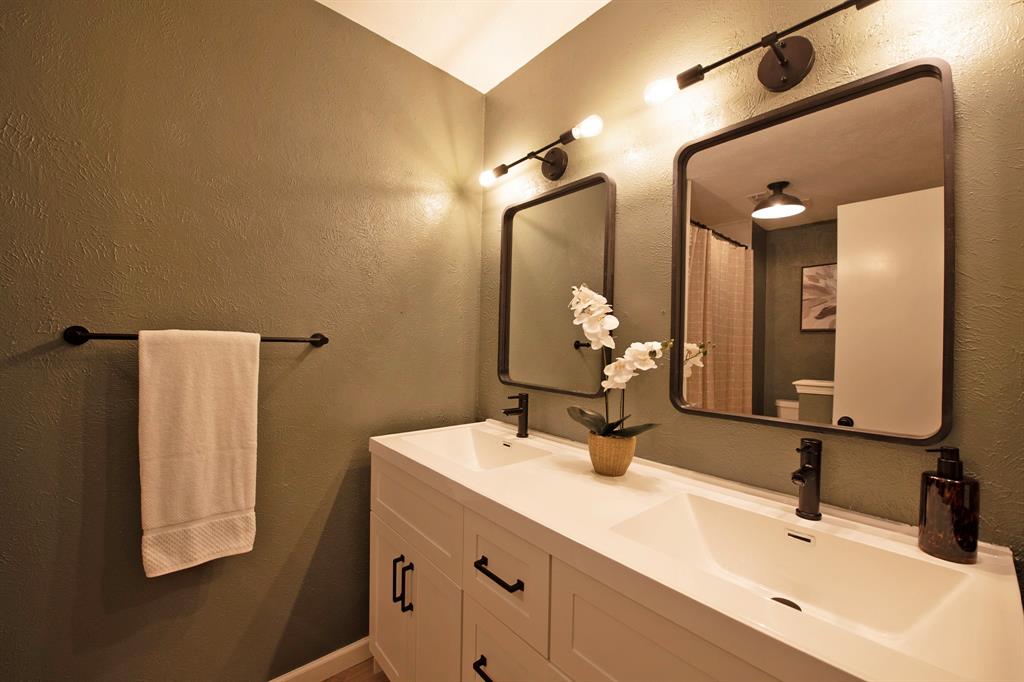 9322 Shipman Street Property Photo 19