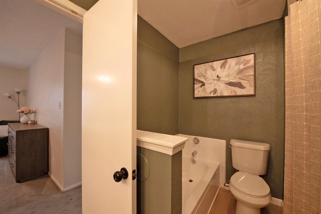 9322 Shipman Street Property Photo 20