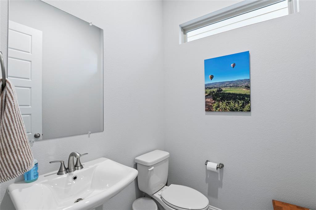 7216 Palisades Drive Property Photo 17