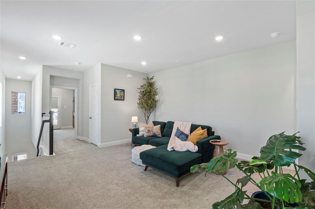 7216 Palisades Drive Property Photo 19