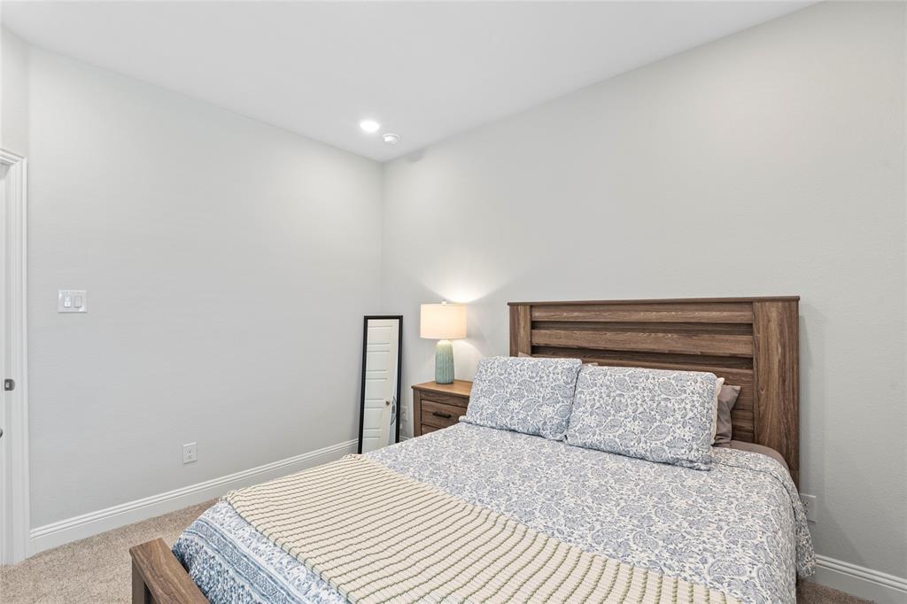 7216 Palisades Drive Property Photo 34