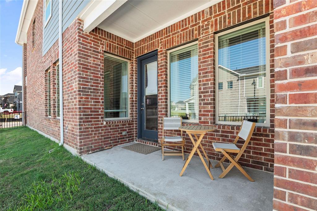 7216 Palisades Drive Property Photo 36