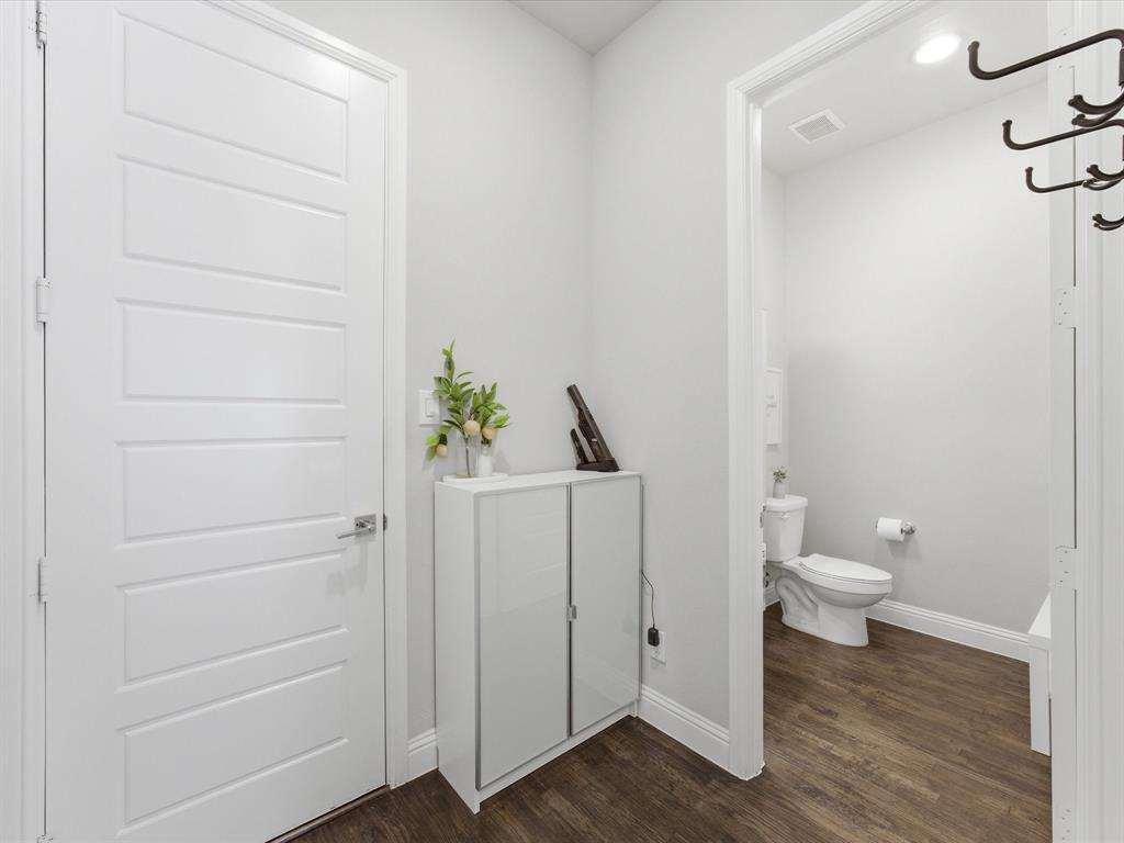8538 Church Street Property Photo 15