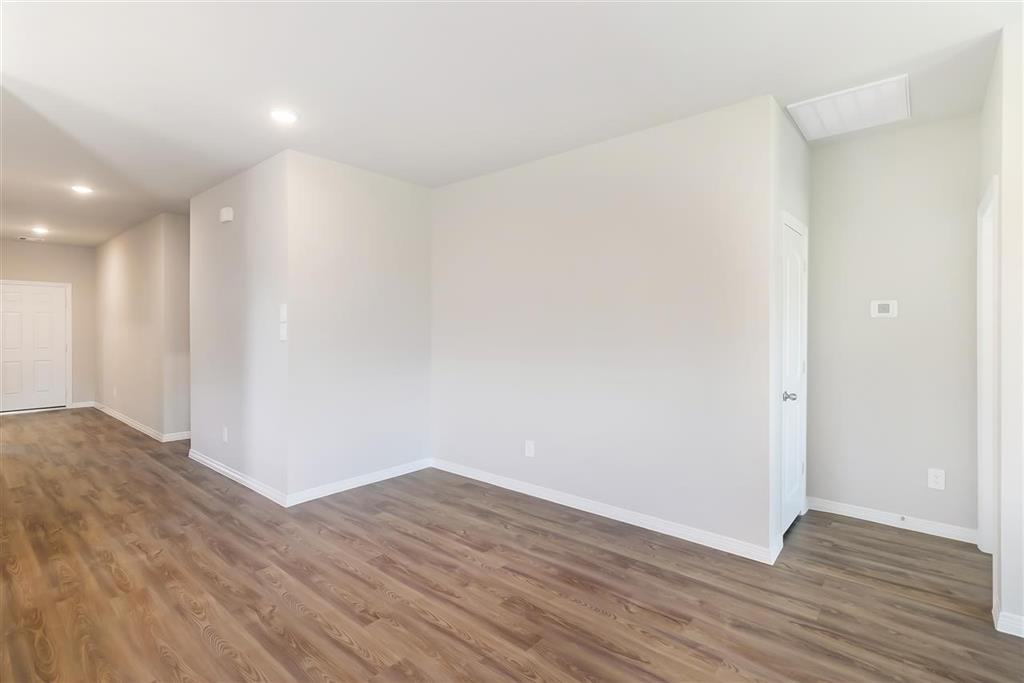 3111 Hawkview Drive Property Photo 10