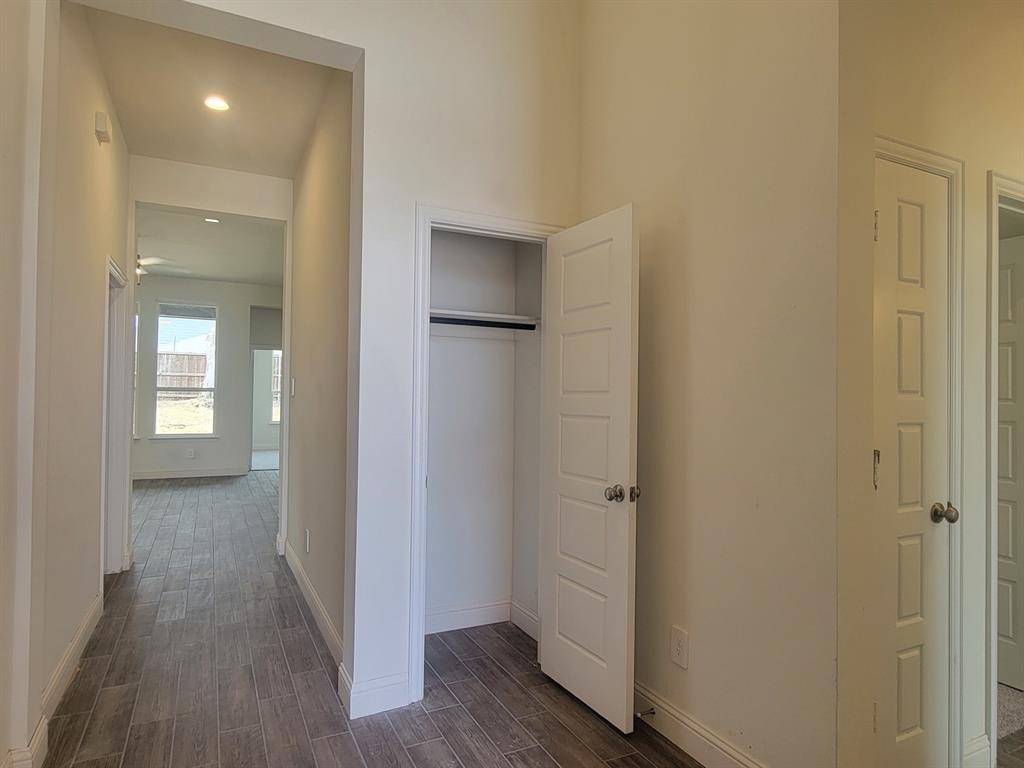 5008 Picasso Road Property Photo 3