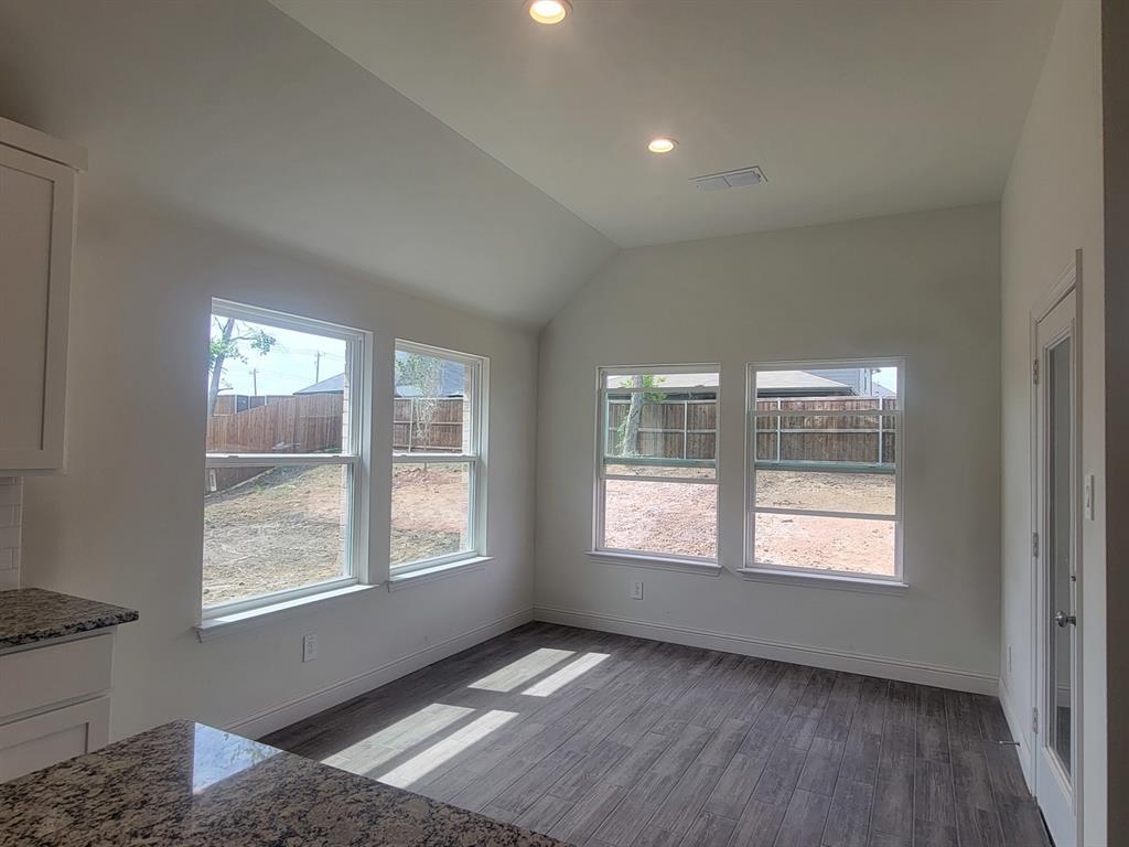 5008 Picasso Road Property Photo 11