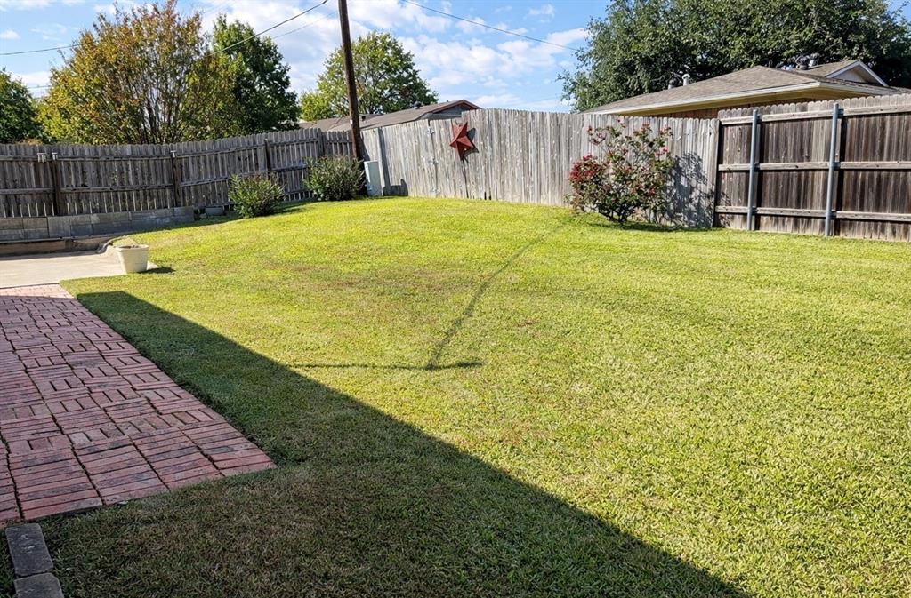 1825 Glenway Drive Property Photo 19