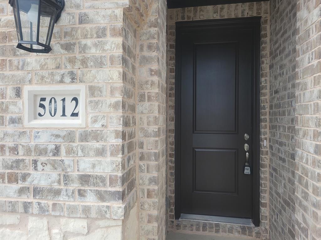 5012 Picasso Road Property Photo 2