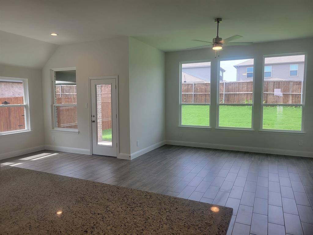 5012 Picasso Road Property Photo 13