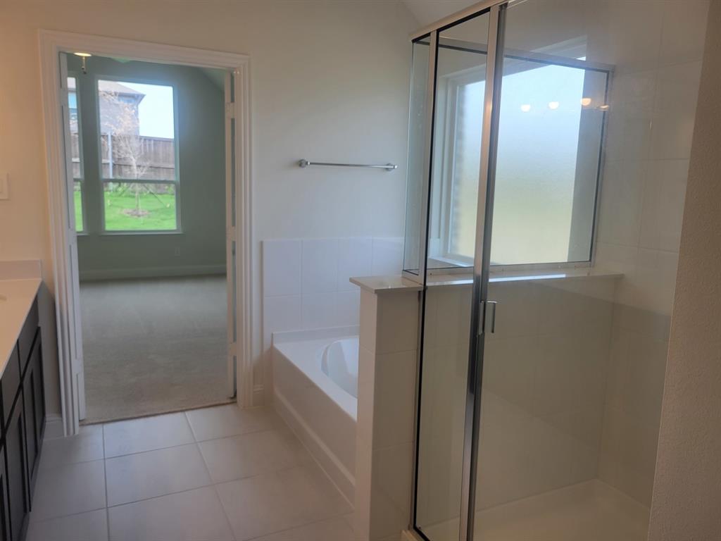 5012 Picasso Road Property Photo 19