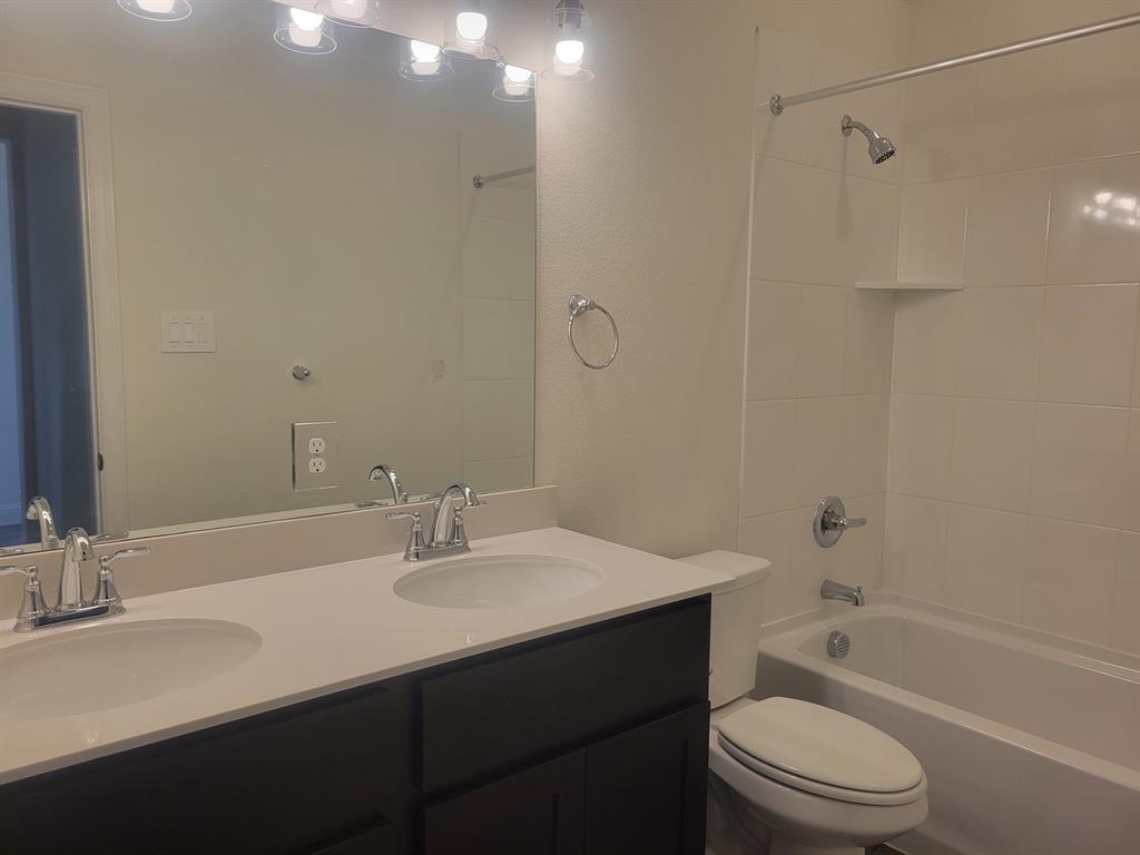 5012 Picasso Road Property Photo 24