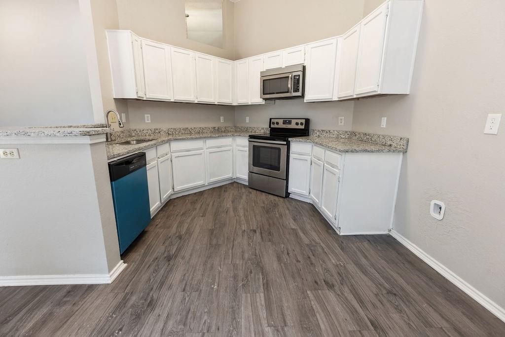 1304 Petunia Drive Property Photo 14