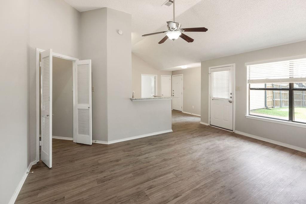 1304 Petunia Drive Property Photo 17