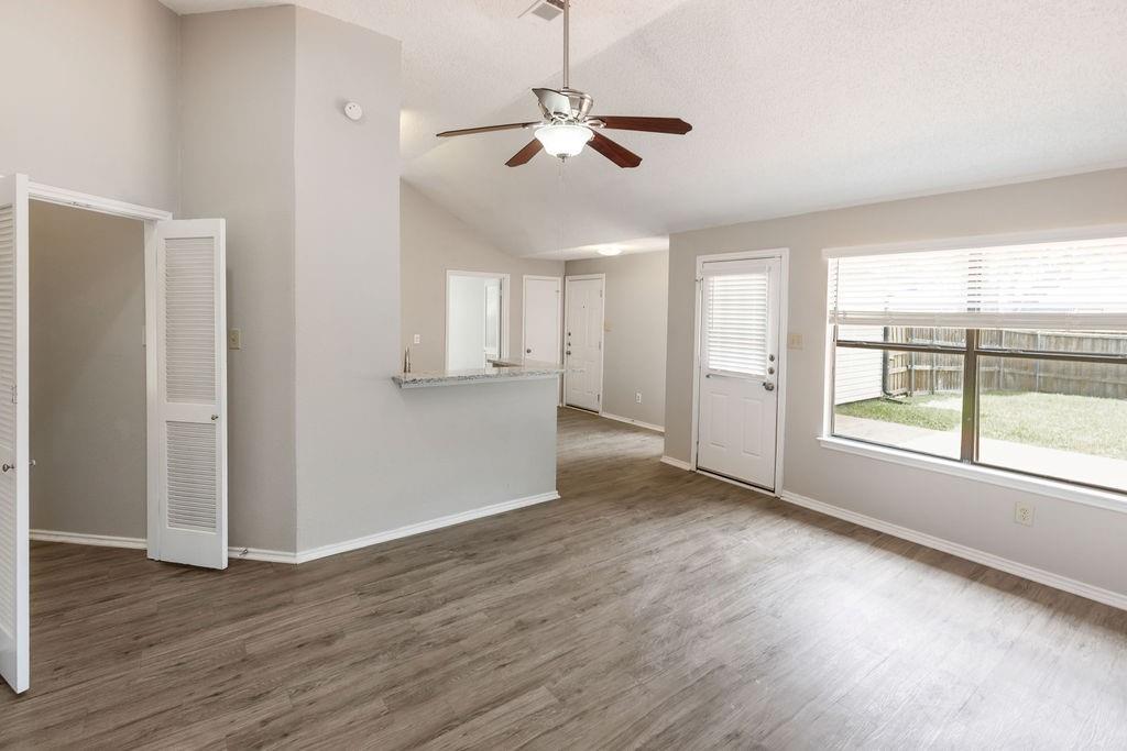 1304 Petunia Drive Property Photo 32