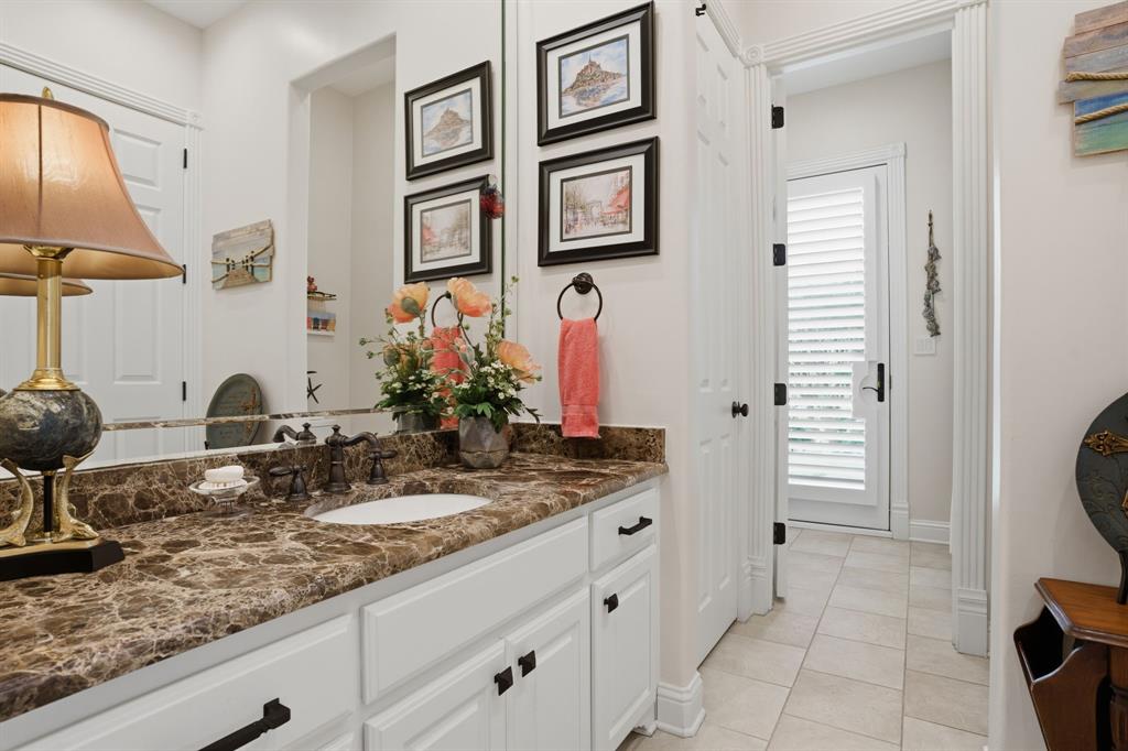 1120 Twin Oaks Drive Property Photo 27
