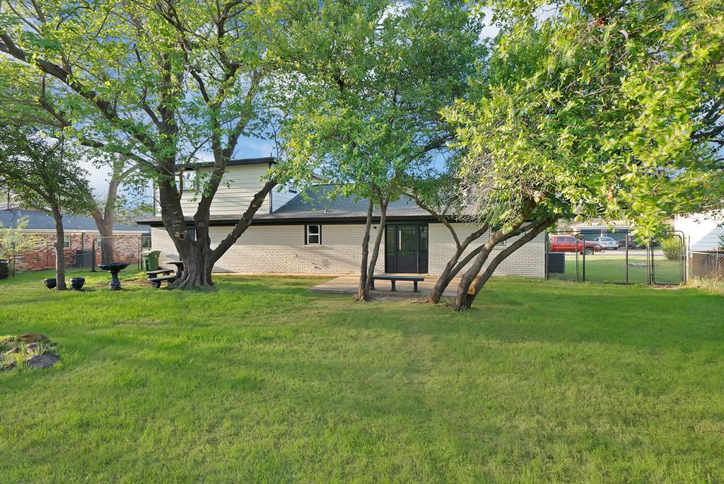 1213 Walker Drive Property Photo 3