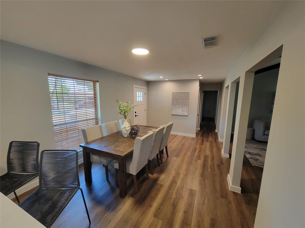 4750 Winesanker Way Property Photo 6