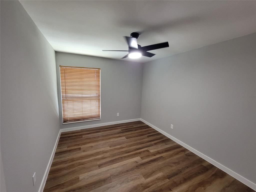 4750 Winesanker Way Property Photo 12