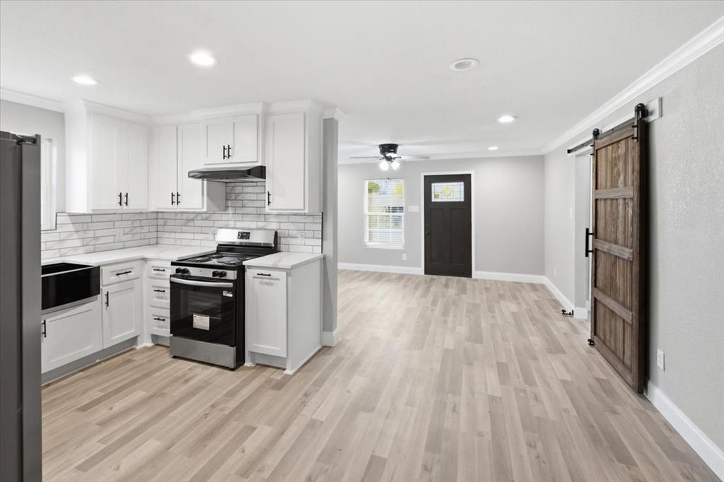 2803 Ross Avenue Property Photo 8